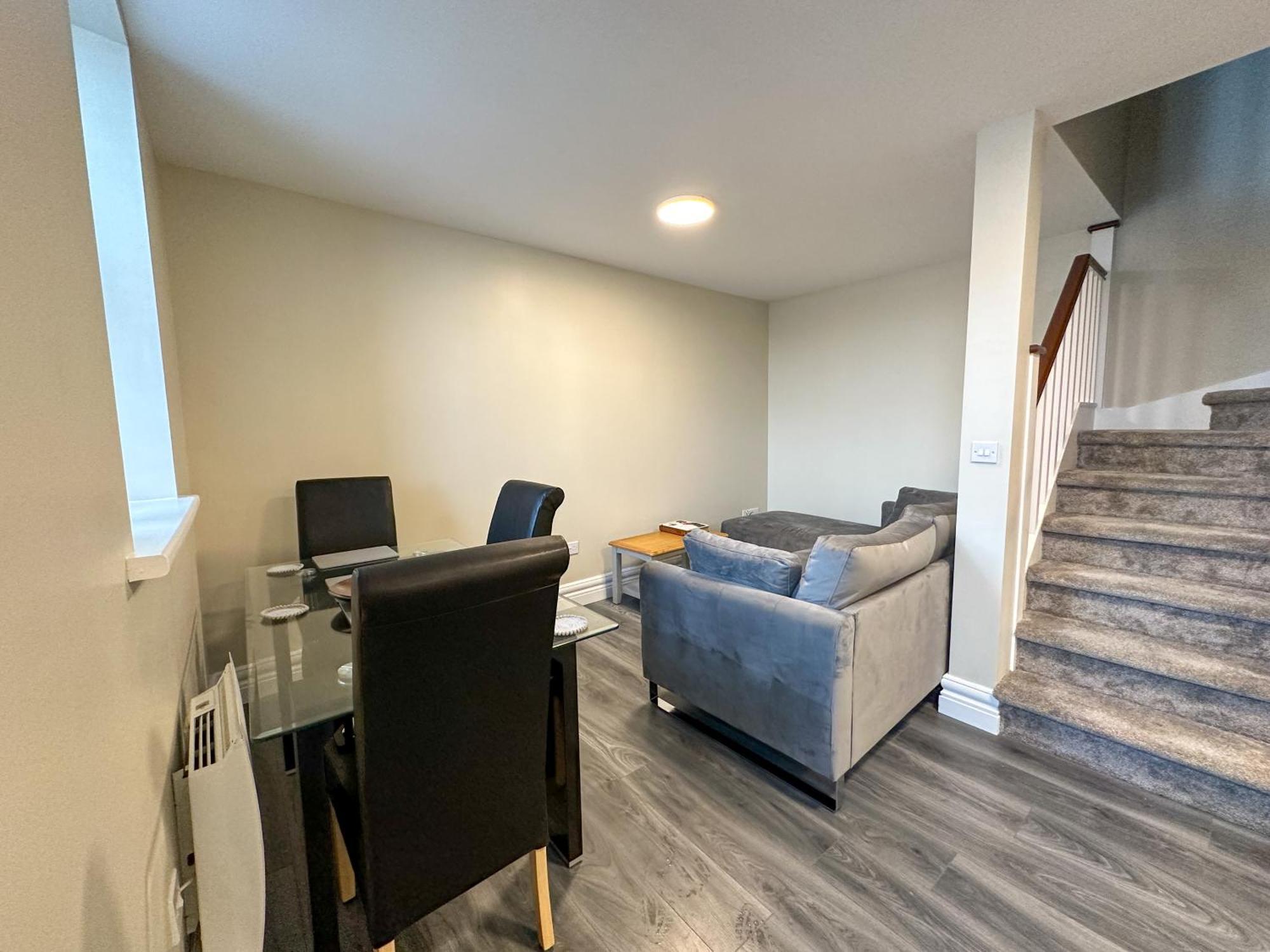 Adams Complex Apartment Тъламор Екстериор снимка