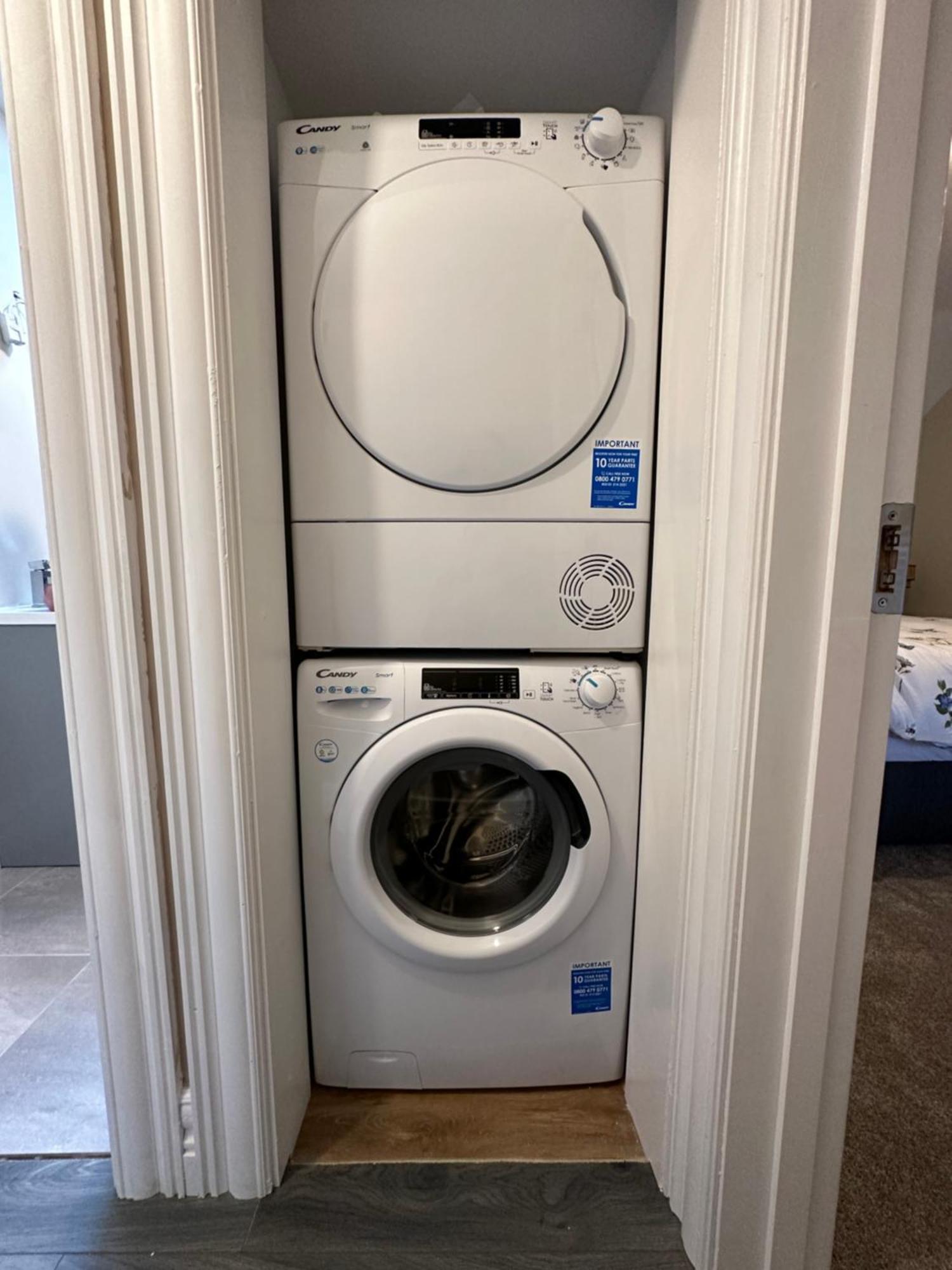 Adams Complex Apartment Тъламор Екстериор снимка